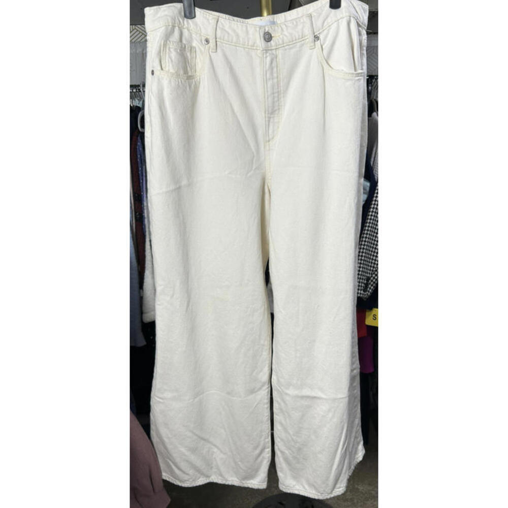 Made and Loved LOFT Women's Size 32/14 White Wide leg Denim Jeans